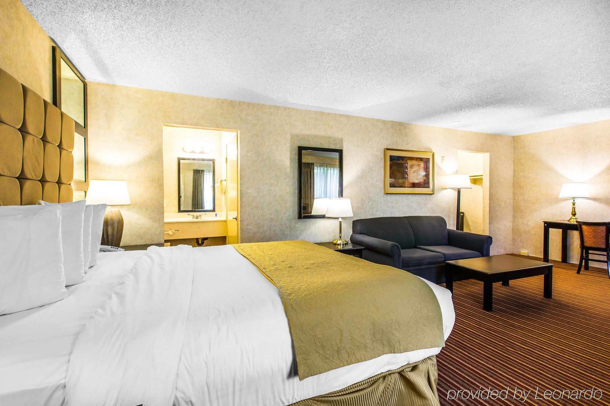 Rodeway Inn & Suites El Cajon San Diego East Exterior photo