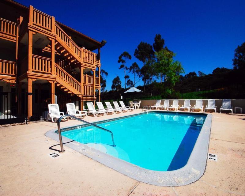 Rodeway Inn & Suites El Cajon San Diego East Exterior photo