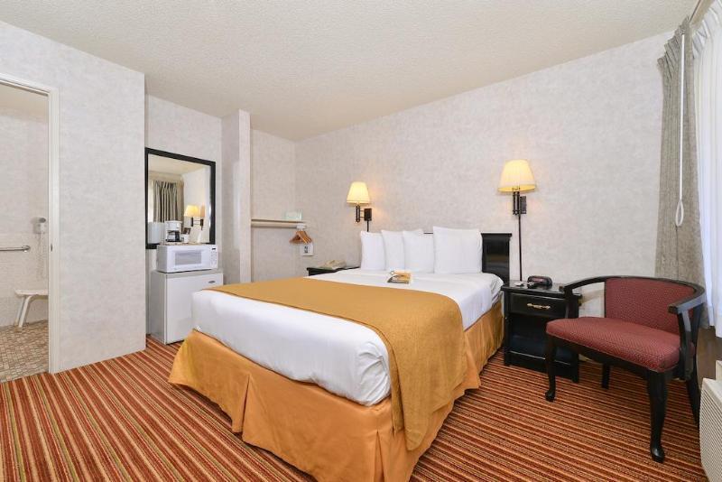 Rodeway Inn & Suites El Cajon San Diego East Exterior photo