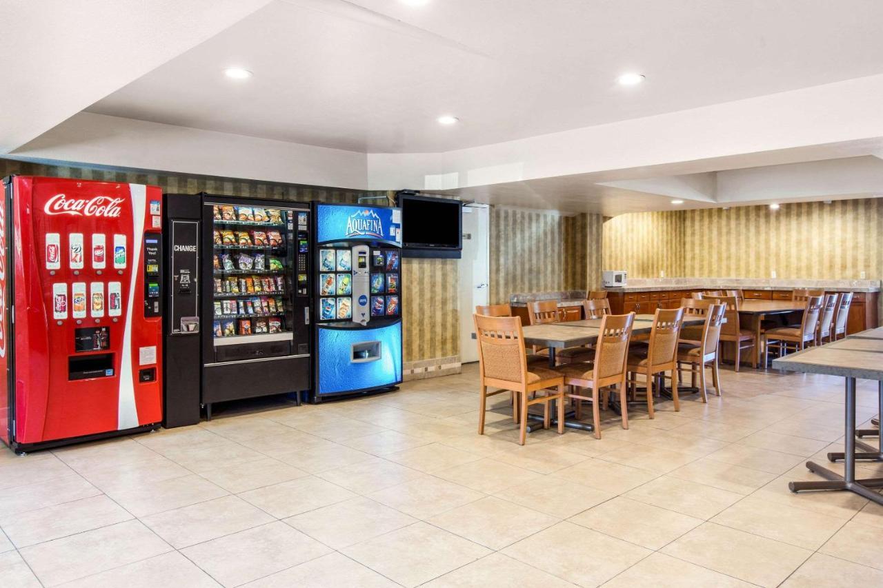 Rodeway Inn & Suites El Cajon San Diego East Exterior photo